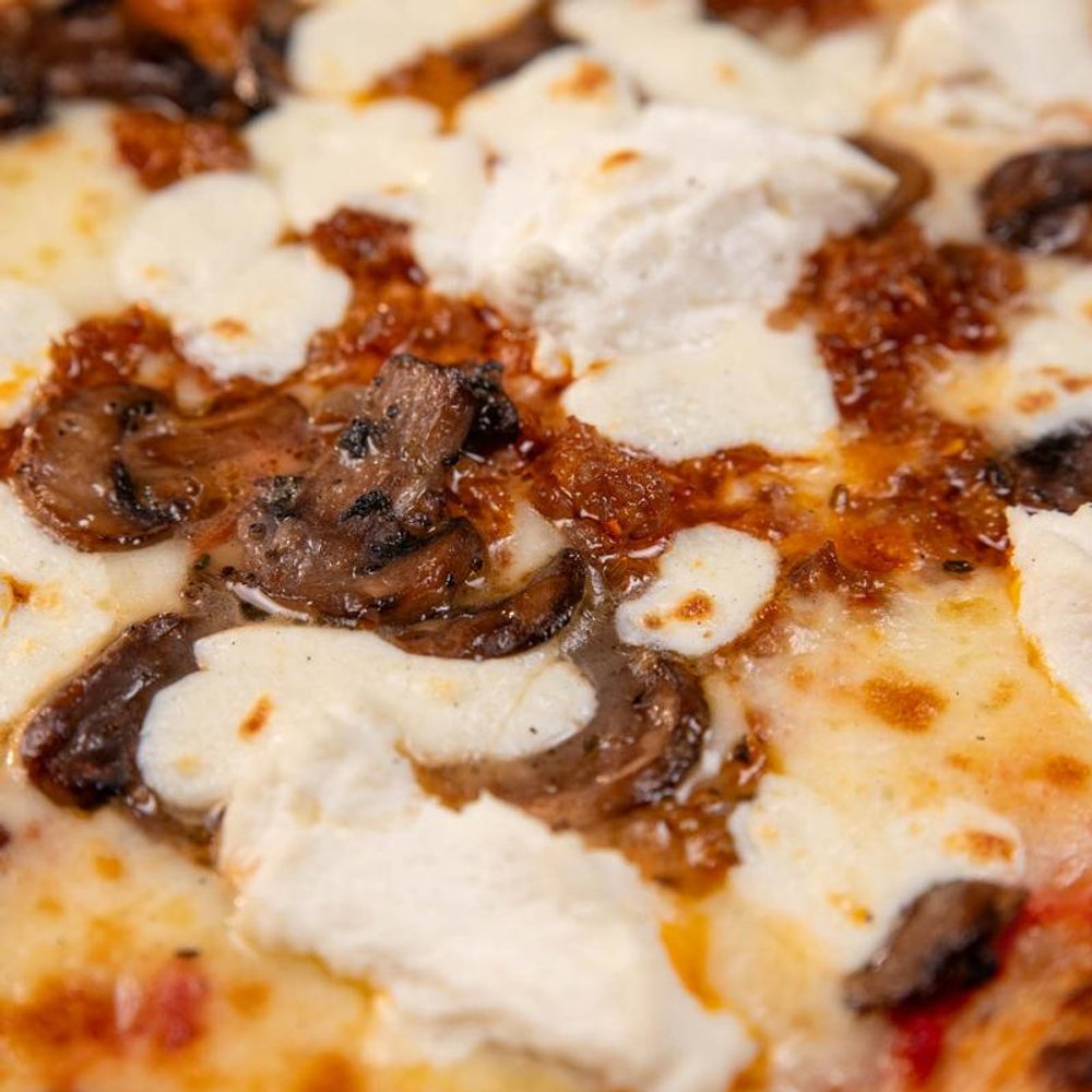 Ricky Ricotta Pizza Close Up.